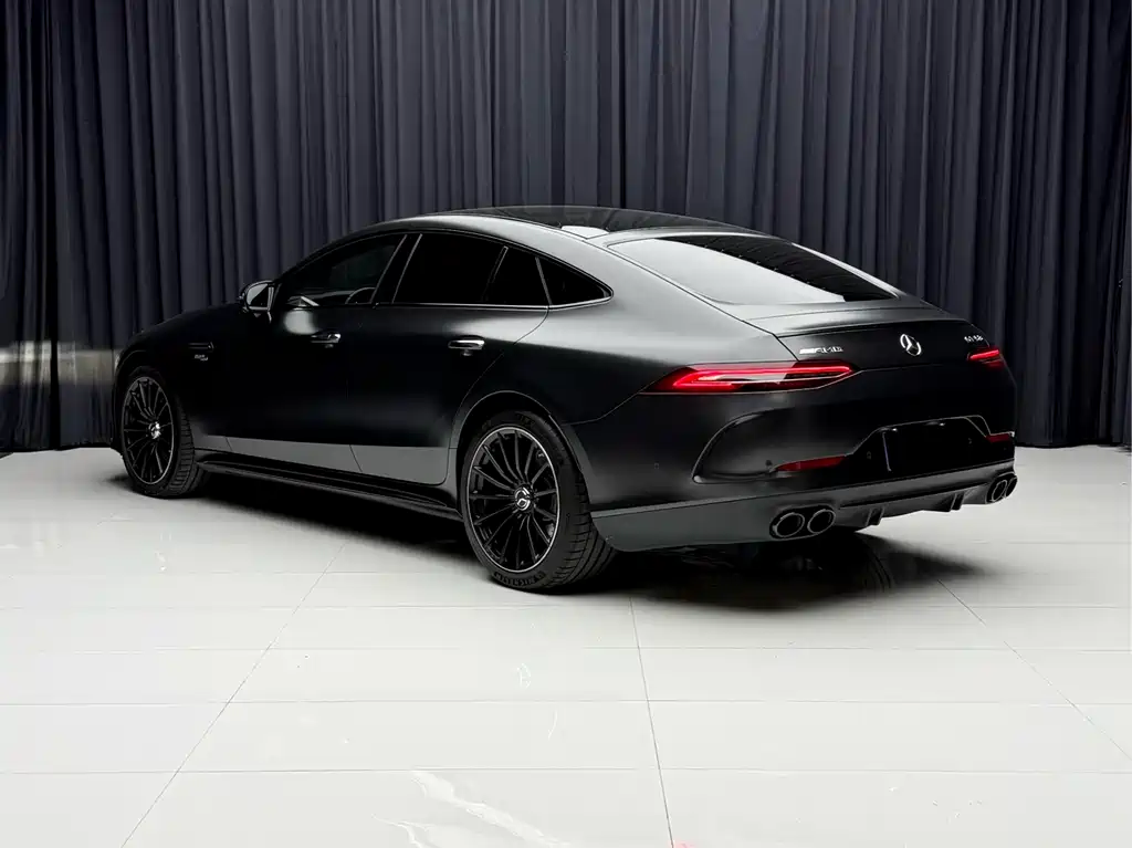 MERCEDES-BENZ AMG GT