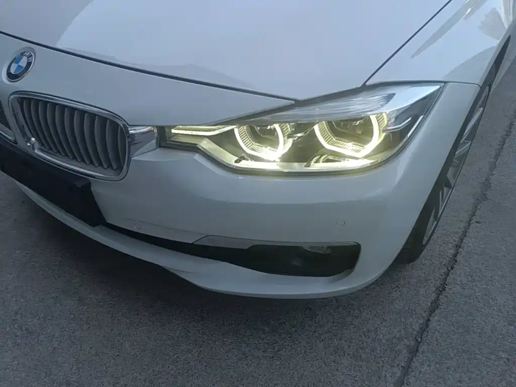 BMW 3 Series — миниатюра 24