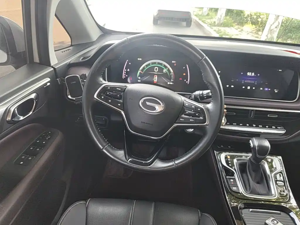 GAC Motor Trumpchi M6 — миниатюра 11