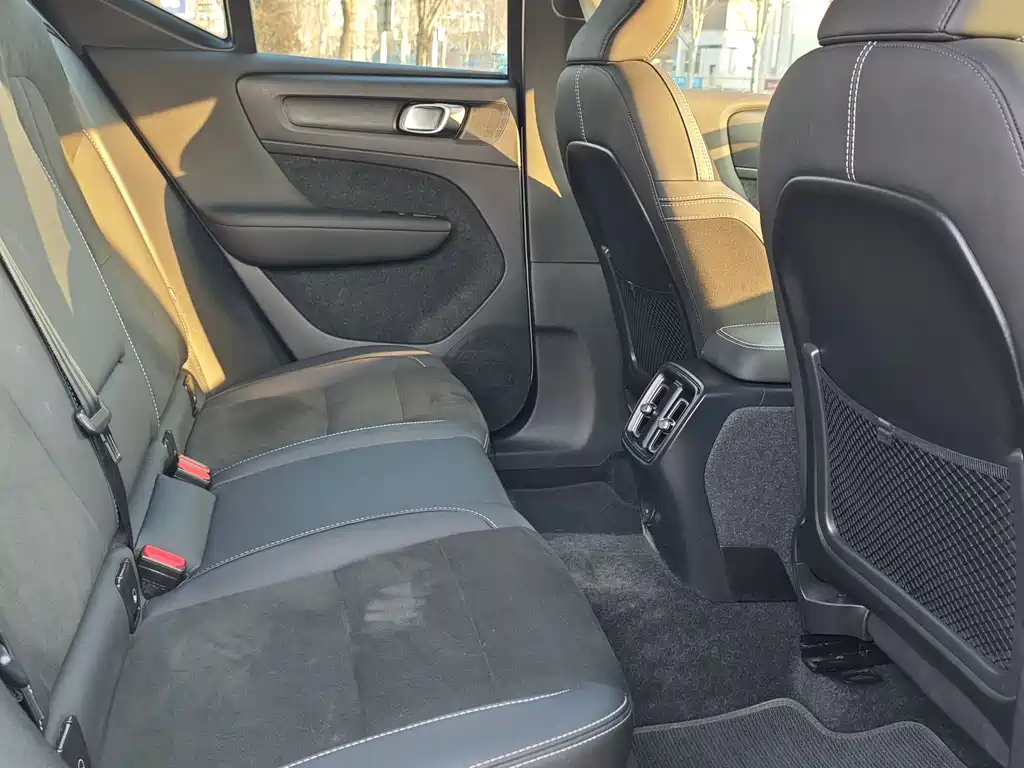 VOLVO XC40 NEW ENERGY