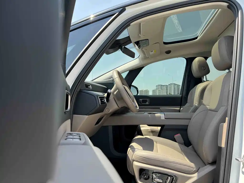 Li Auto Li MEGA — миниатюра 4
