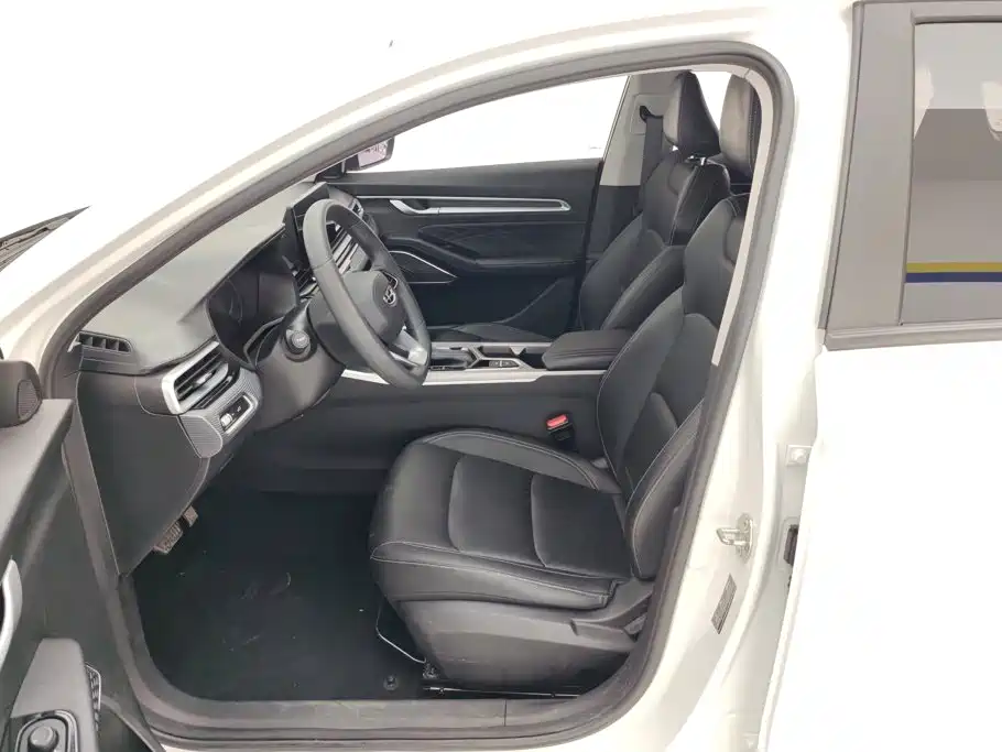 Geely Emgrand — миниатюра 9