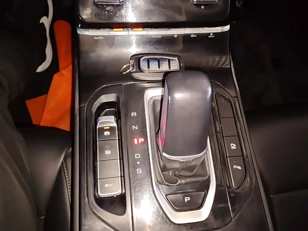 Wuling Victory — миниатюра 14