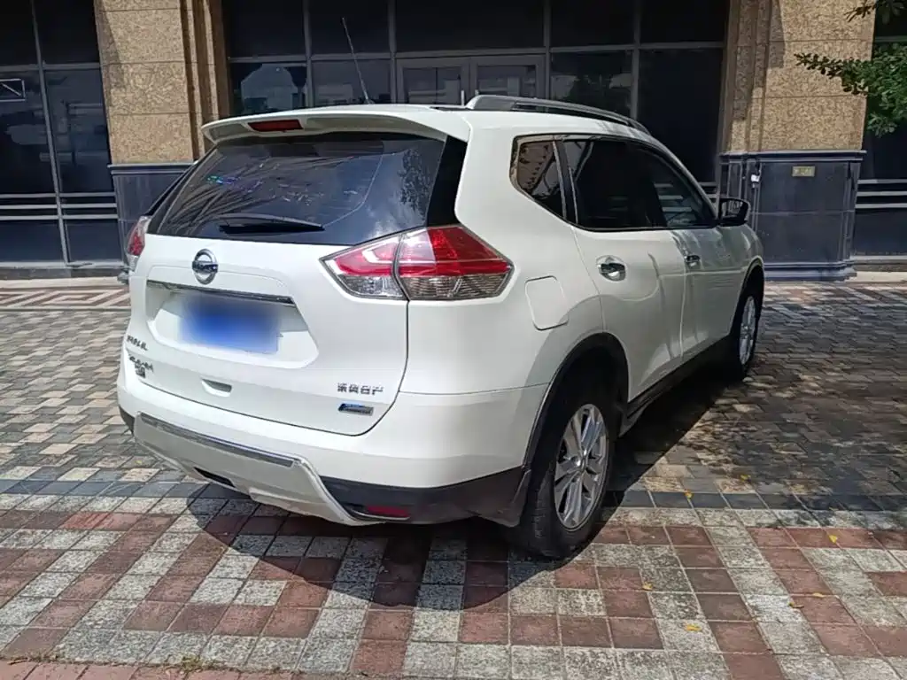 Nissan X-Trail — миниатюра 7