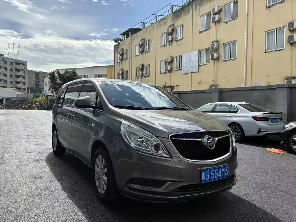 Buick GL8 — миниатюра 3