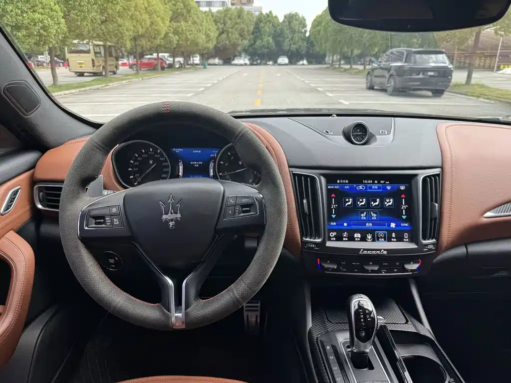 Maserati Levante — миниатюра 11