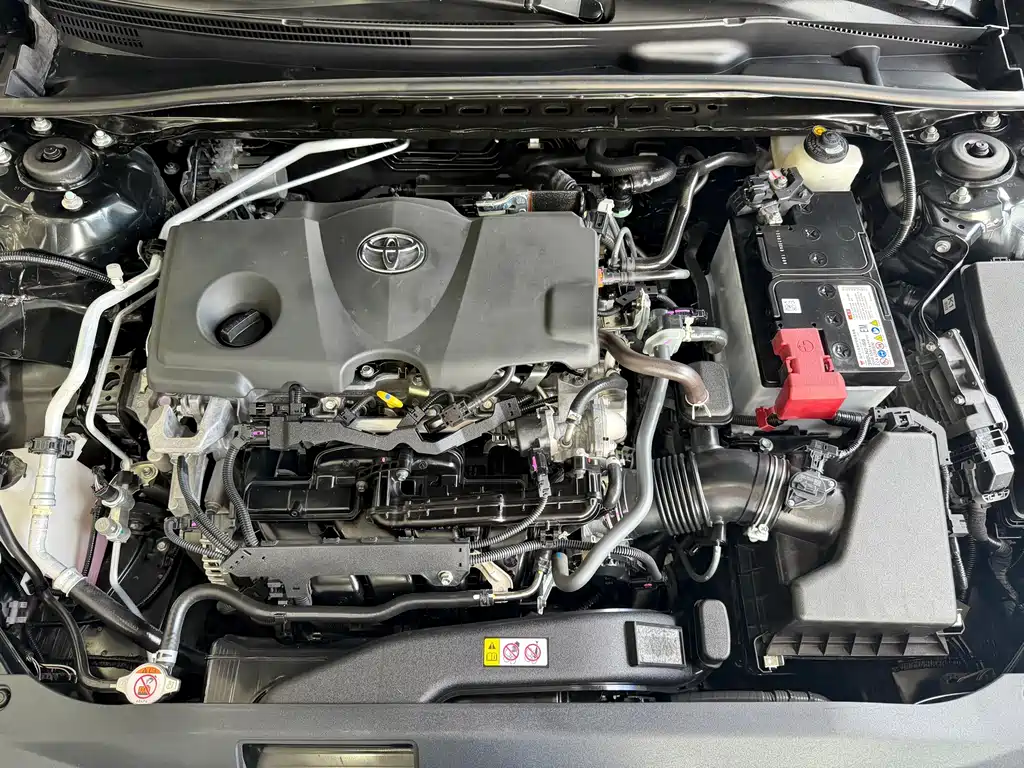 Toyota Camry — миниатюра 15