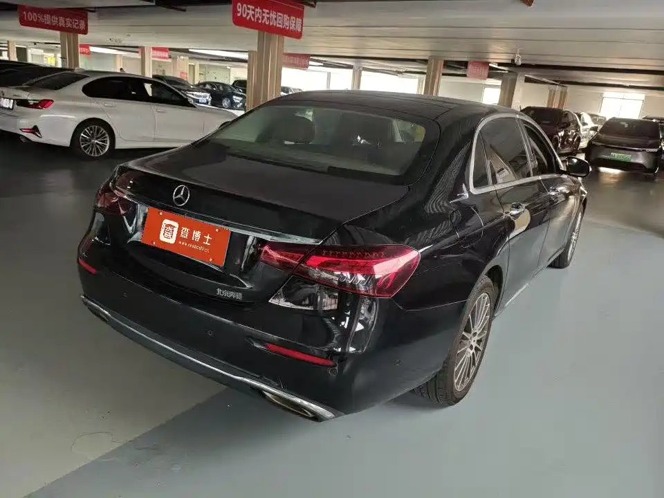 Mercedes-Benz E-Class — миниатюра 2