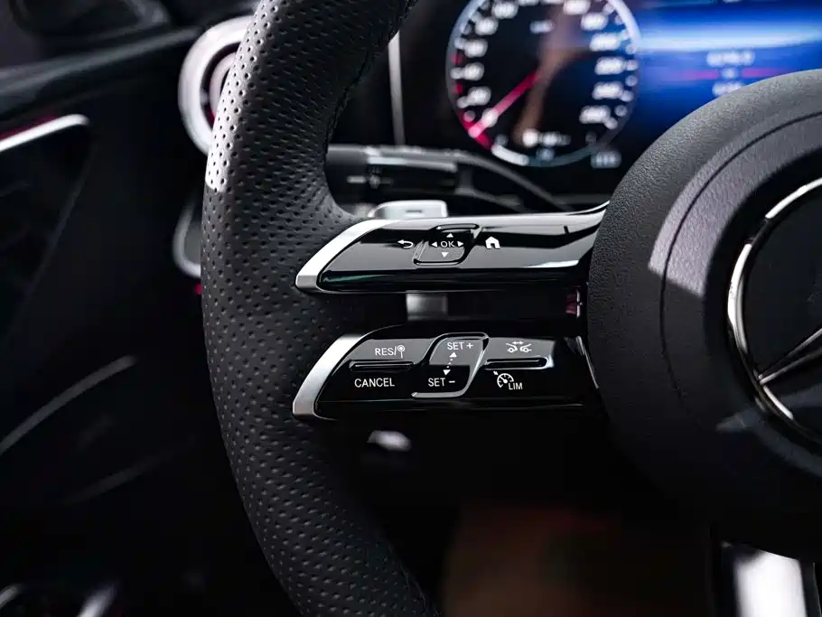 Mercedes-Benz C-Class — миниатюра 25