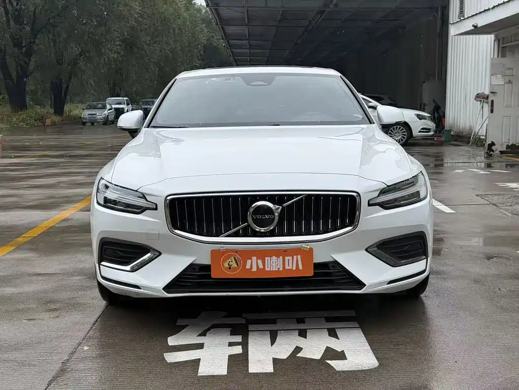 Volvo S60 — миниатюра 2