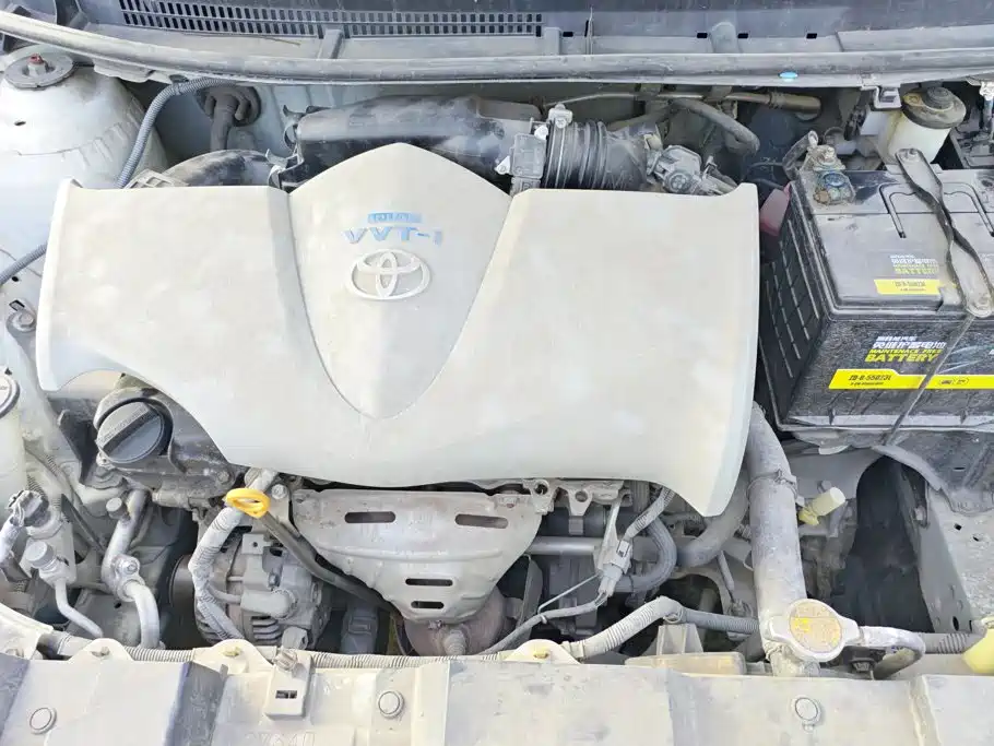 Toyota Yaris L — миниатюра 10