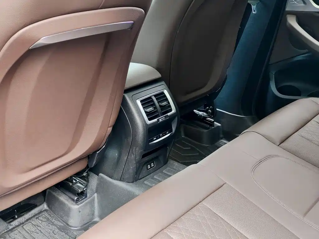 BMW X3 — миниатюра 9