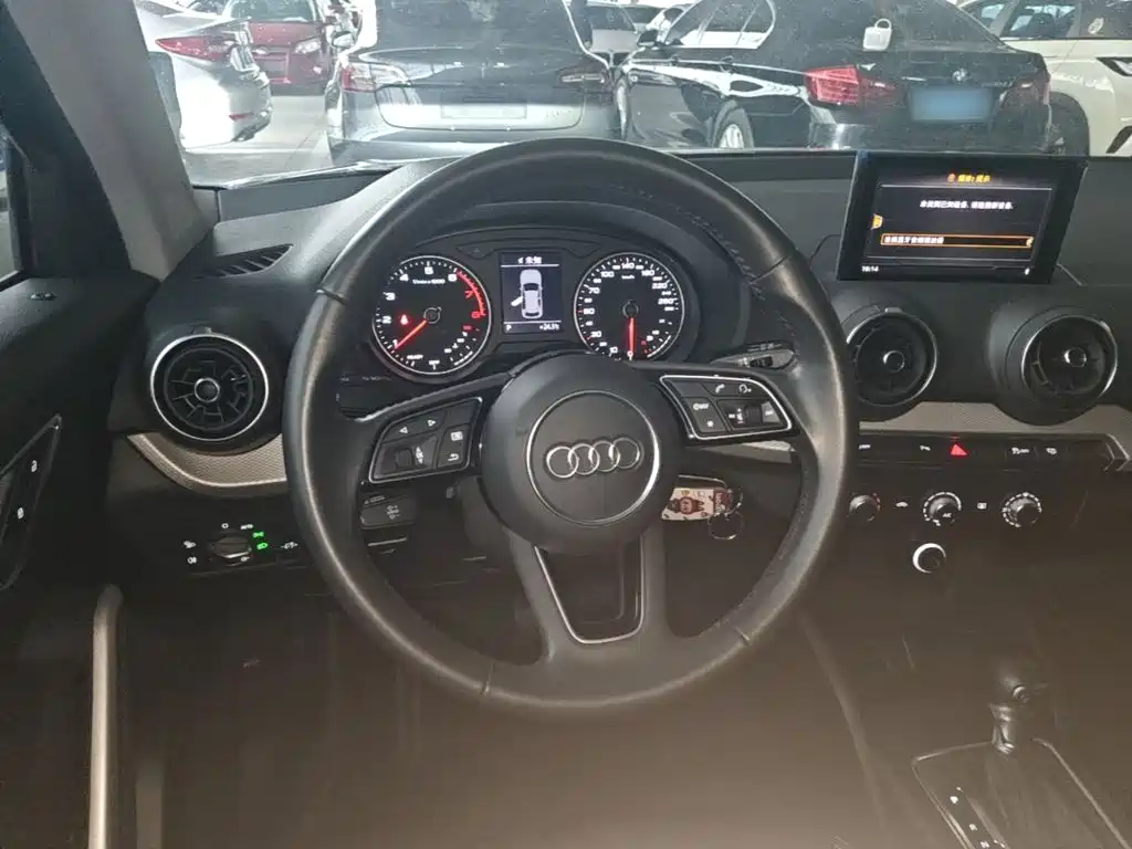 Audi Q2L — миниатюра 11