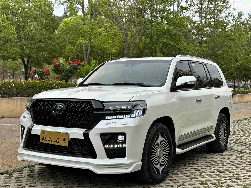 Toyota Land Cruiser 2020