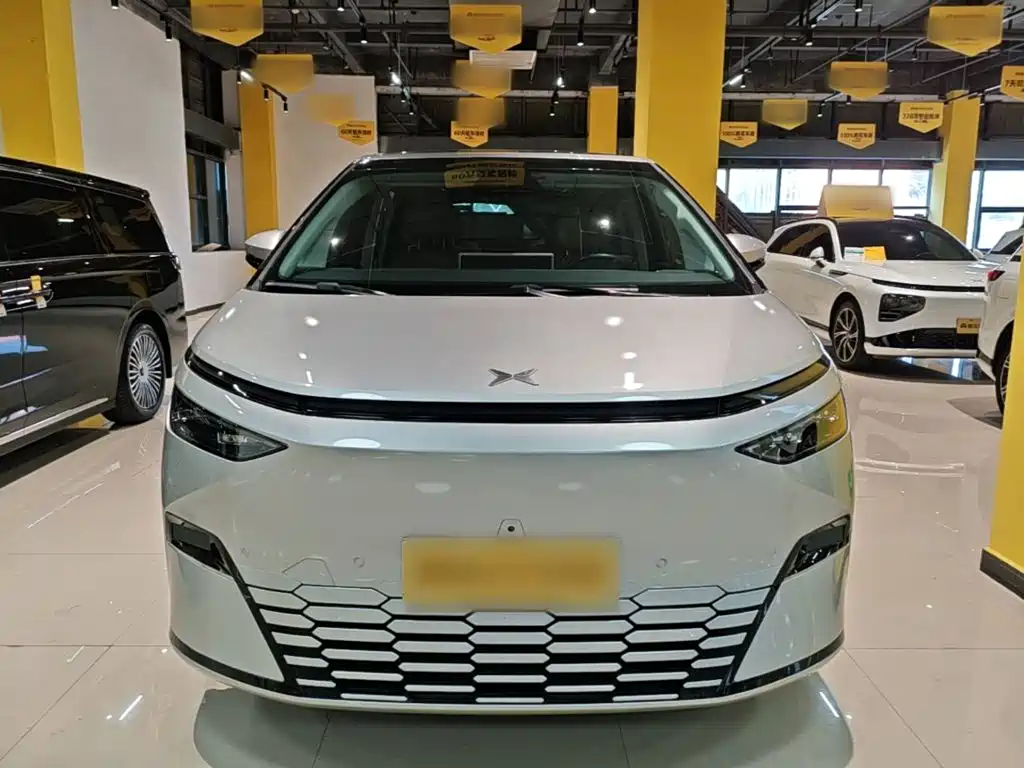 XPeng X9 — миниатюра 3