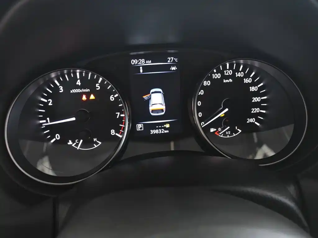 Nissan Qashqai — миниатюра 6