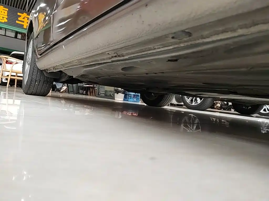 Volkswagen Golf Sportsvan — миниатюра 21