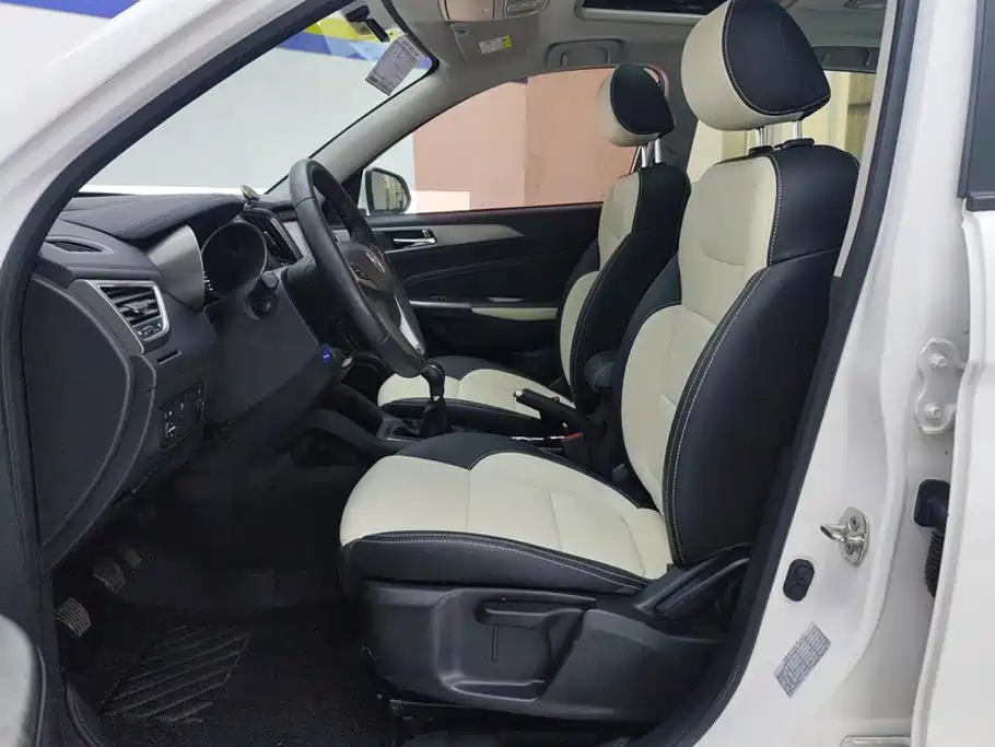 Changan CS35 — миниатюра 9