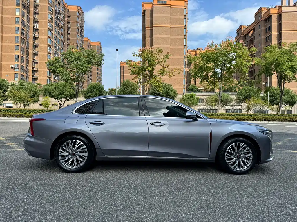 Hongqi Hongqi H5 — миниатюра 11