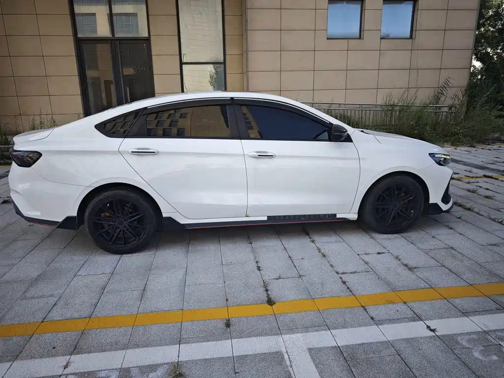 Geely Binrui — миниатюра 7