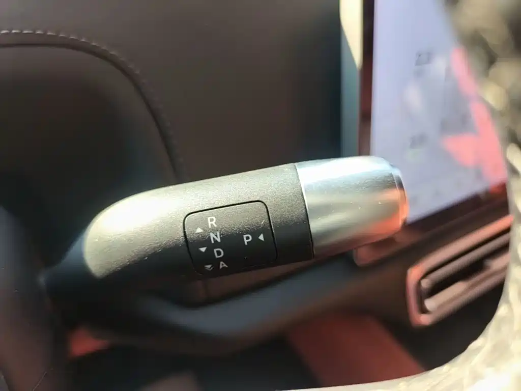 Li Auto Li L8 — миниатюра 14
