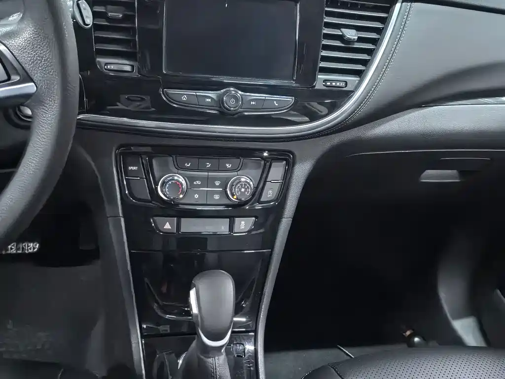 Buick Encore — миниатюра 8