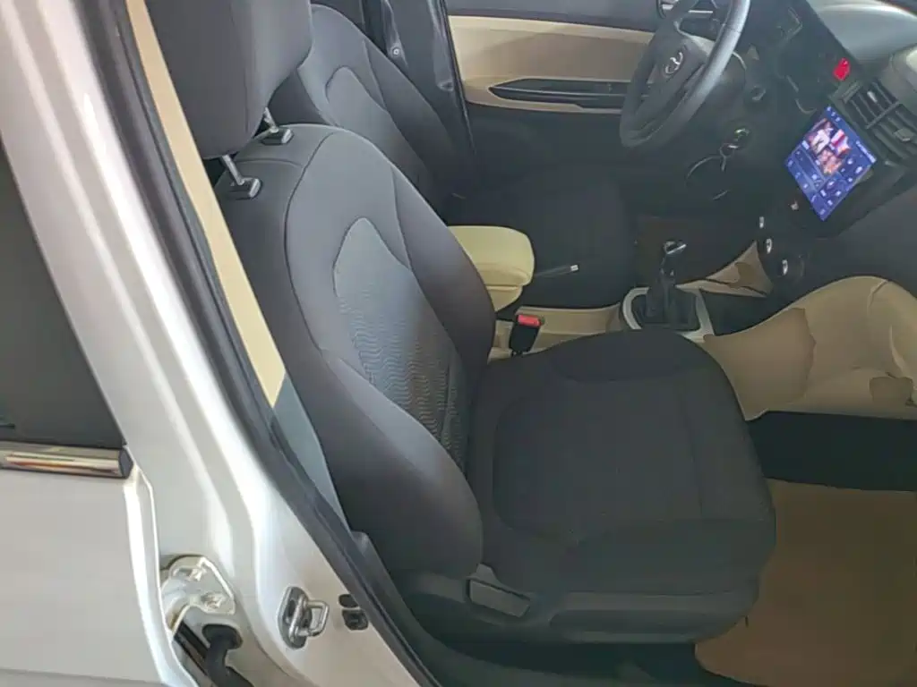 JAC Heyue A30 — миниатюра 25