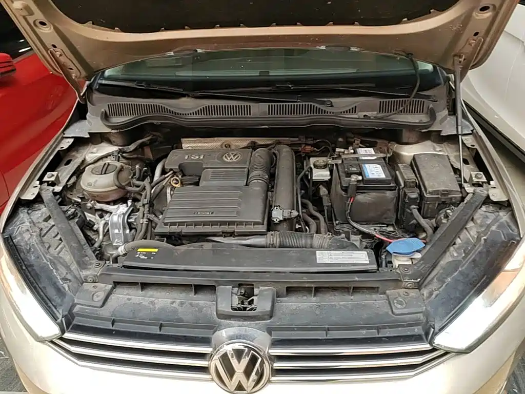Volkswagen Golf Sportsvan — миниатюра 20