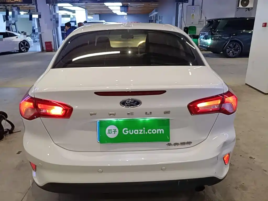 Ford Focus — миниатюра 6