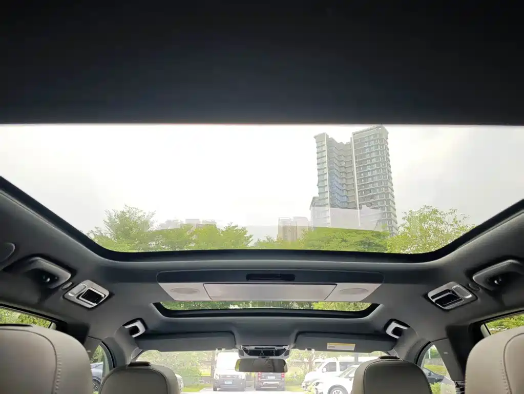 Li Auto Li L8 — миниатюра 12