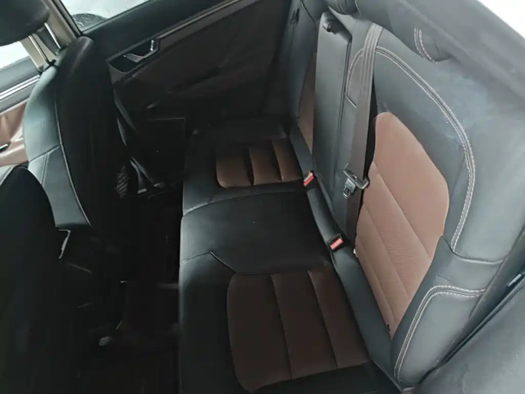 Geely Emgrand GS — миниатюра 17