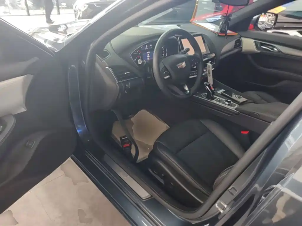 Cadillac CT5 — миниатюра 15