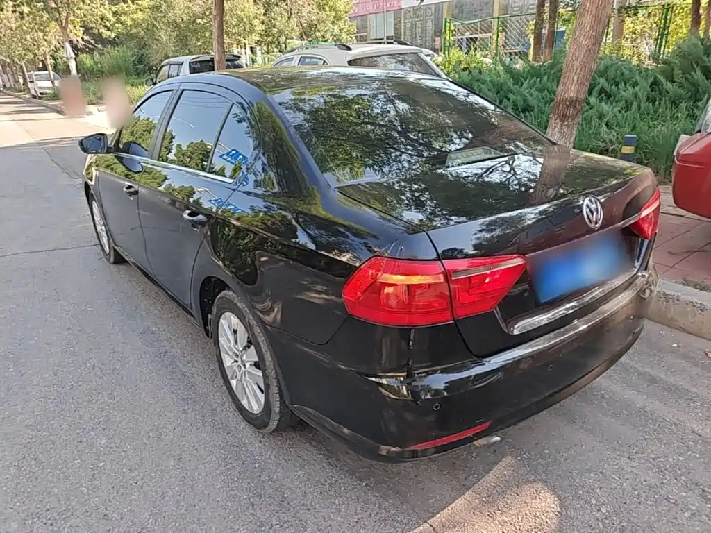 Volkswagen Lavida — миниатюра 5