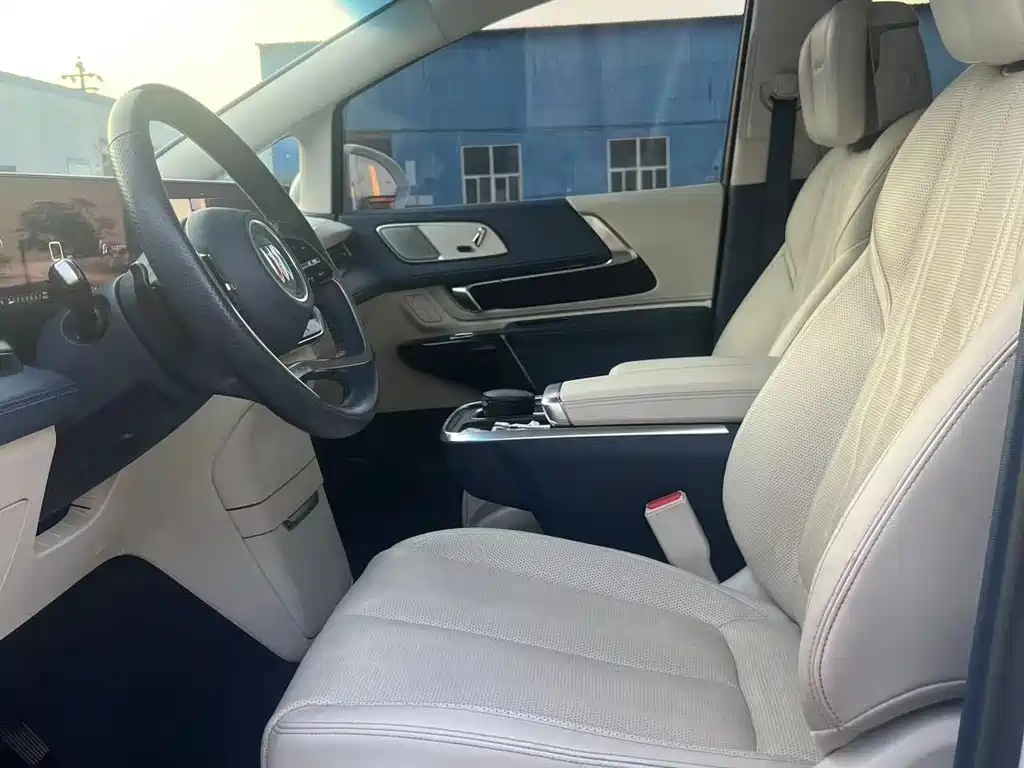 Buick Century — миниатюра 3