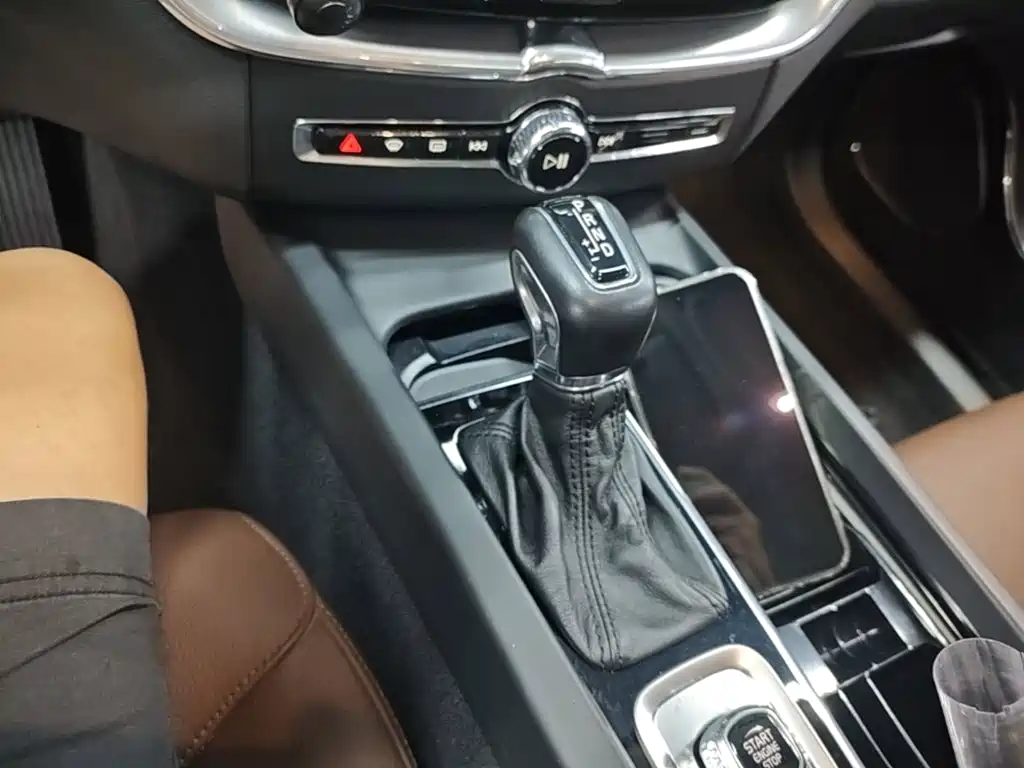 Volvo XC60 — миниатюра 14