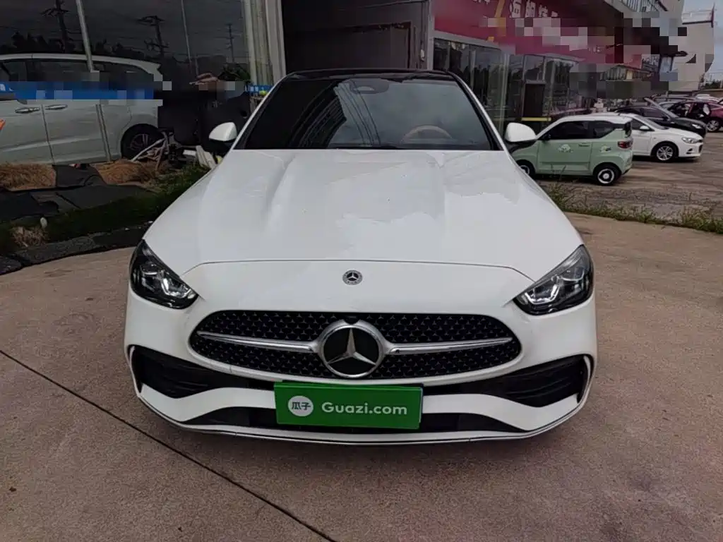 Mercedes-Benz C-Class — миниатюра 3