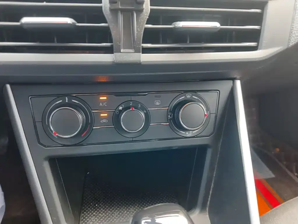 Volkswagen Polo — миниатюра 13