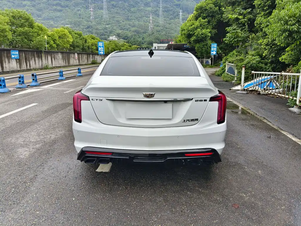 Cadillac CT5 2020 28T Fashion
