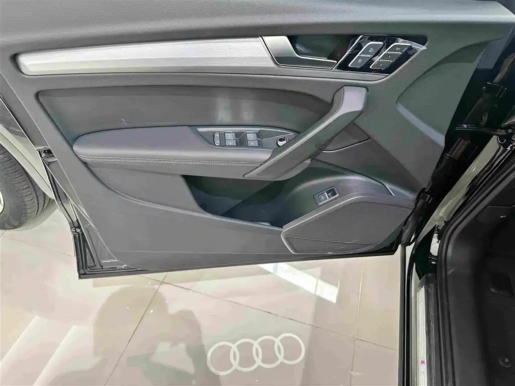 Audi Q5L — миниатюра 6