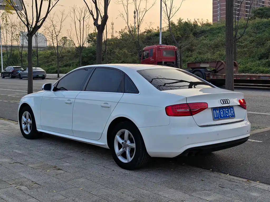 Audi A4L — миниатюра 9