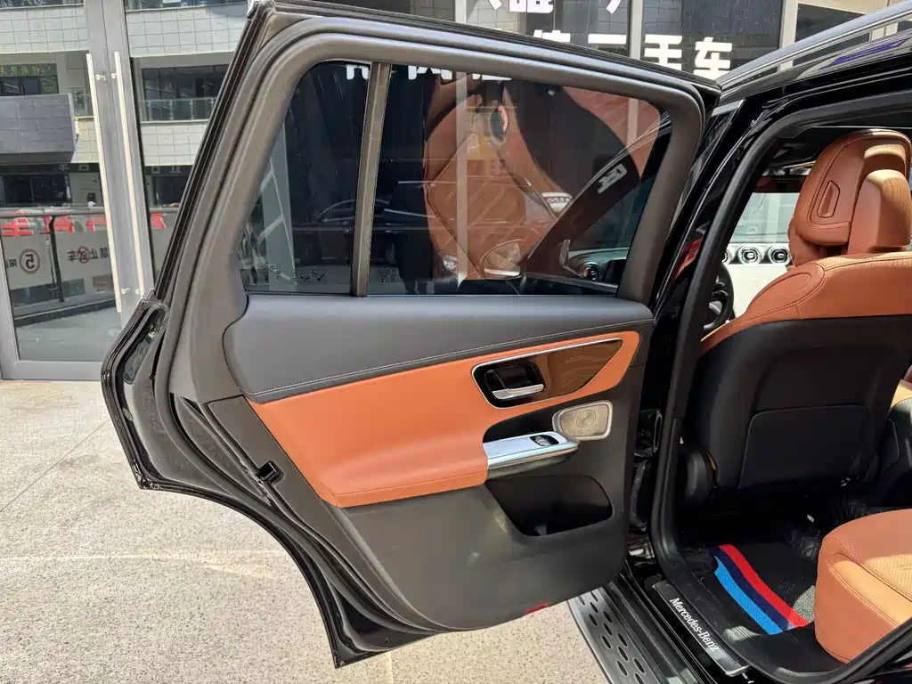 Mercedes-Benz GLC — миниатюра 22