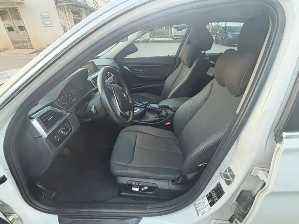 BMW 3 Series — миниатюра 7