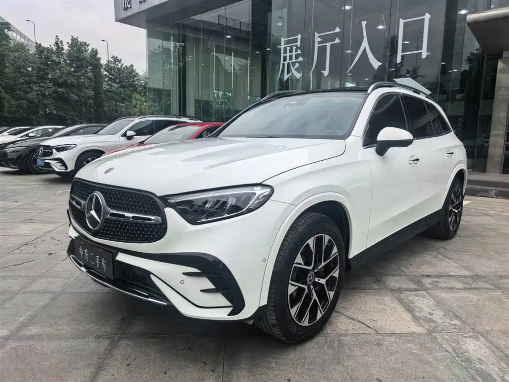 Mercedes-Benz GLC 2024 GLC 260 L 4MATIC Luxury 5 мест