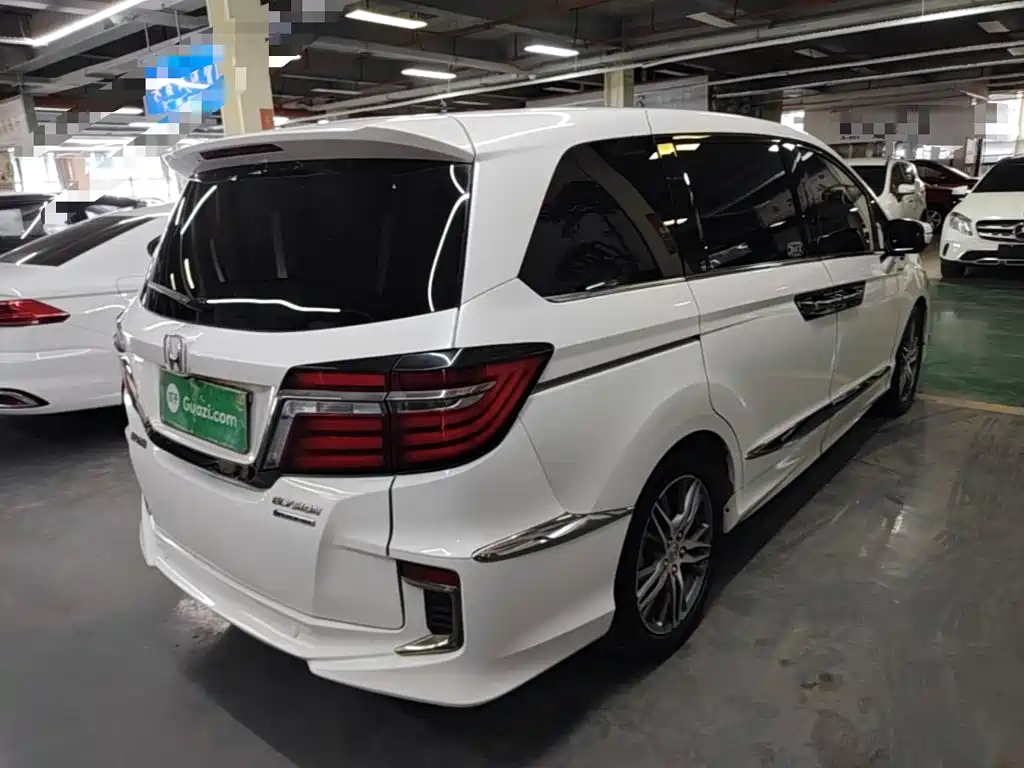 Honda Elysion — миниатюра 7
