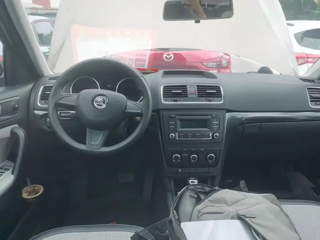 Skoda Yeti — миниатюра 10