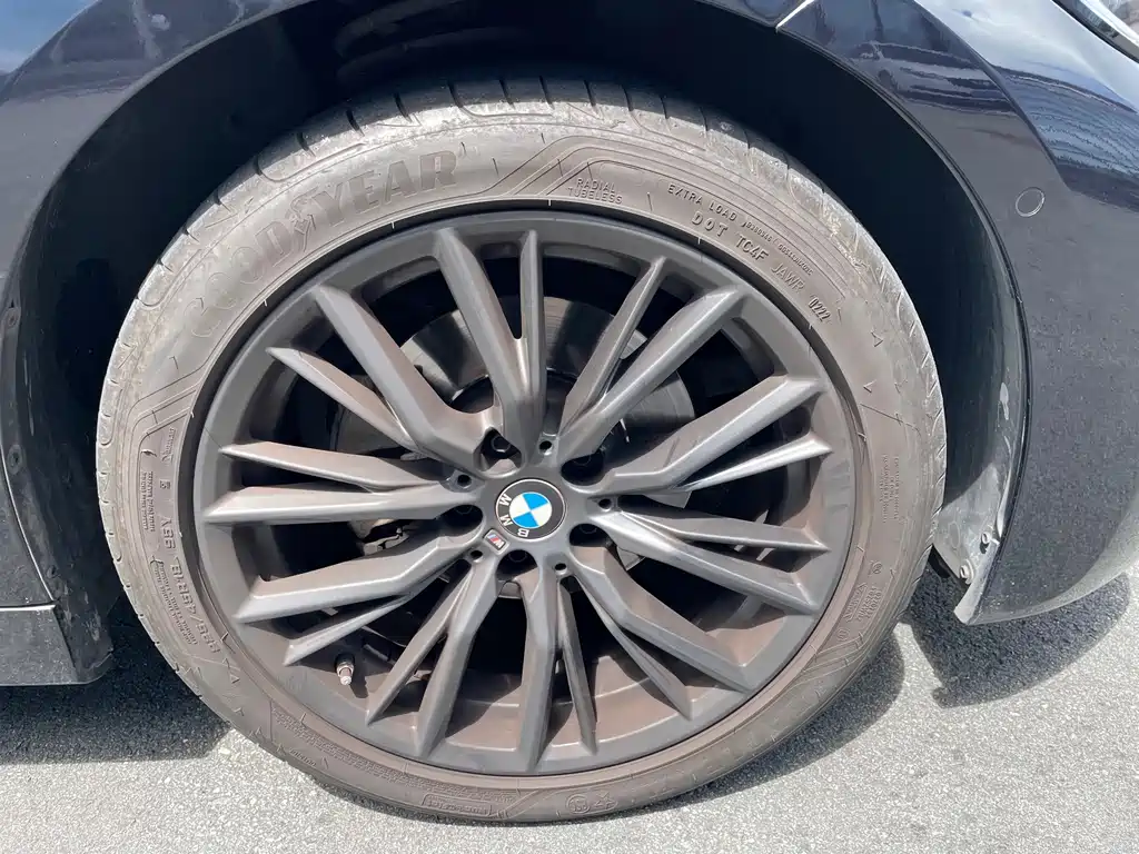 BMW 3 Series — миниатюра 21