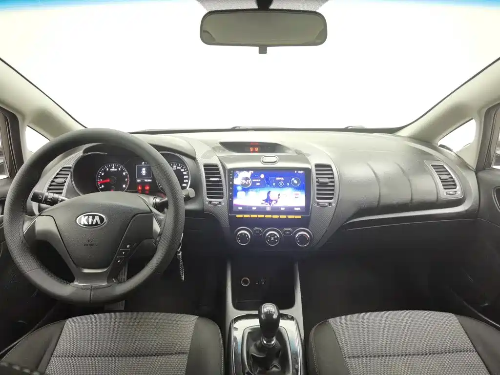 Kia K3 — миниатюра 5