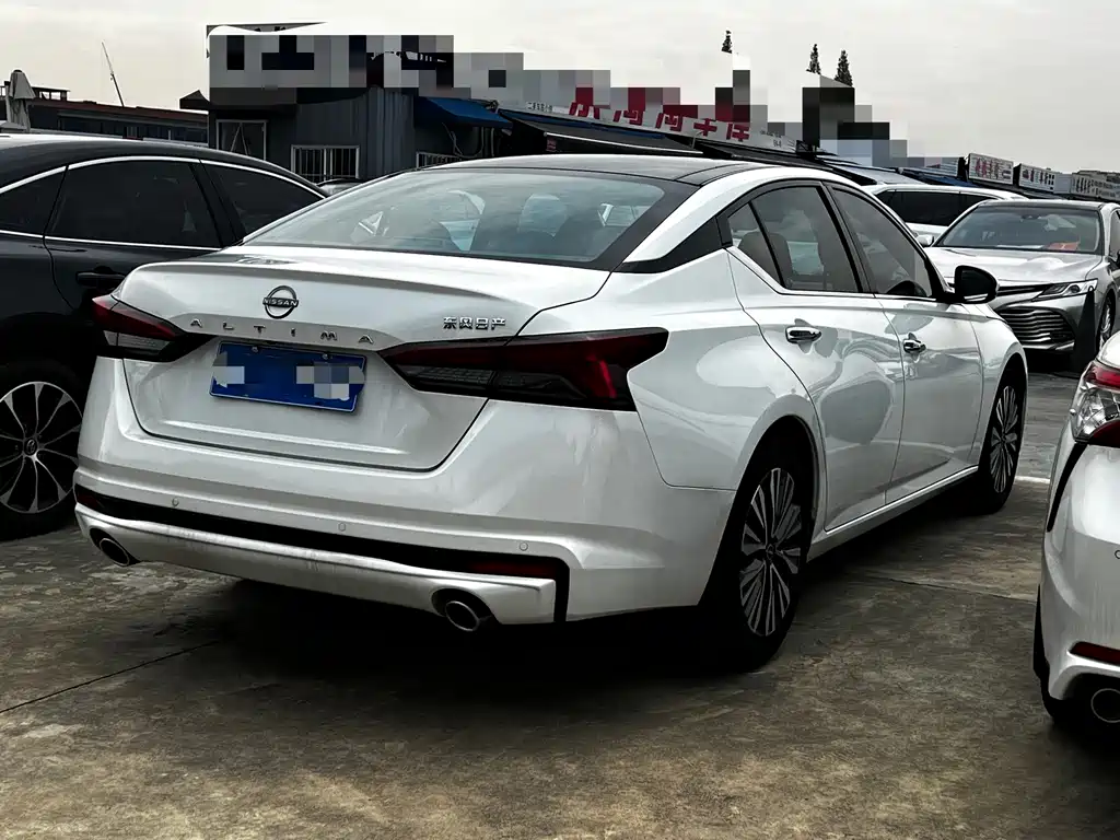 Nissan Teana — миниатюра 14