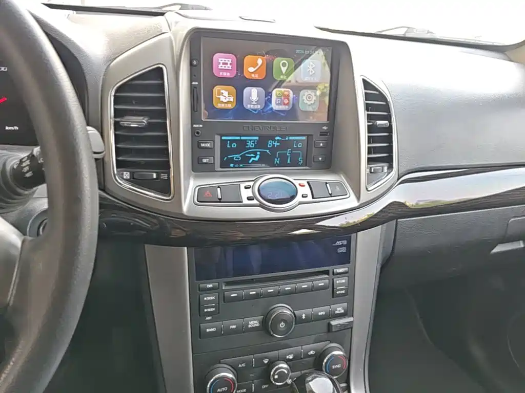 Chevrolet Captiva — миниатюра 13