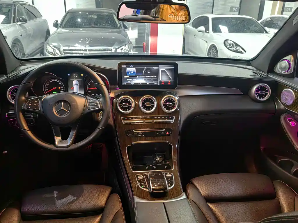 Mercedes-Benz GLC — миниатюра 7